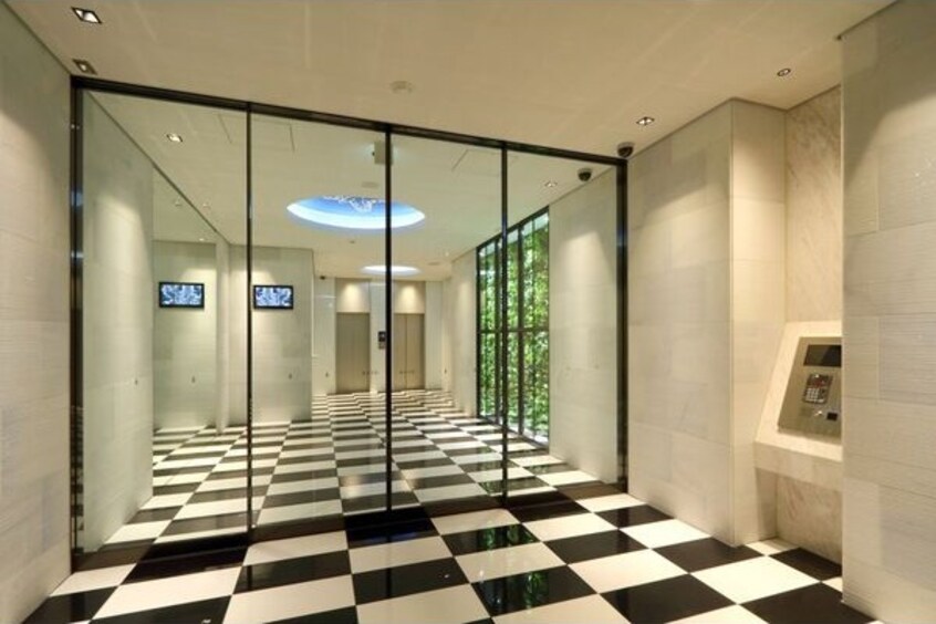  名古屋市営地下鉄桜通線/丸の内駅 徒歩1分 13階 築6年