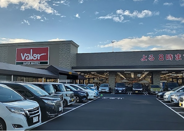 スーパーマーケットバロー 中小田井店(スーパー)まで379m 名古屋市営地下鉄鶴舞線/上小田井駅 徒歩3分 4階 築15年