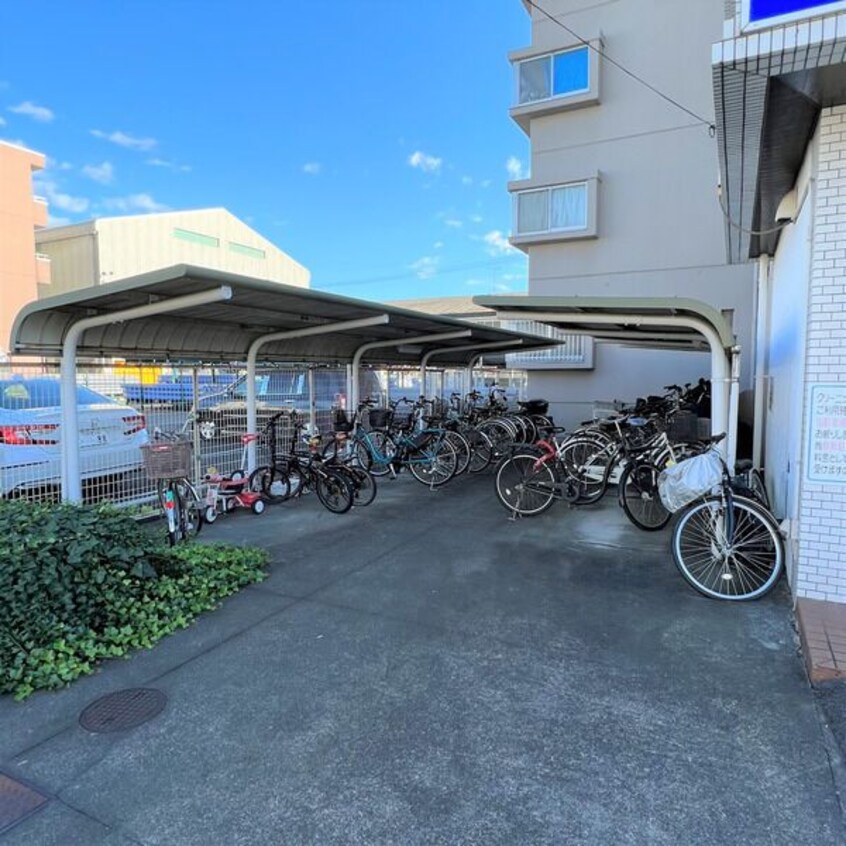  名古屋臨海高速鉄道<あおなみ線>/南荒子駅 徒歩7分 4階 築37年