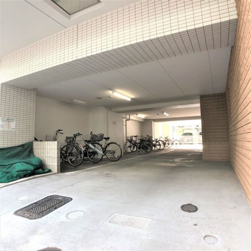  名鉄名古屋本線/神宮前駅 徒歩13分 9階 築17年