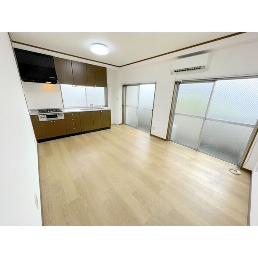  昭和市場ビル