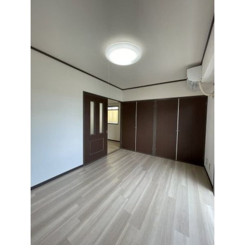  フィープル一社