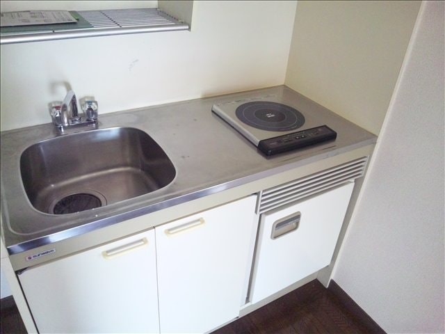  フィープル一社