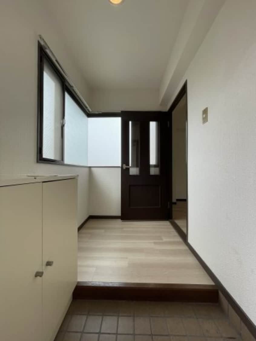  フィープル一社