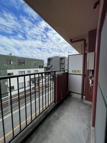  フィープル一社