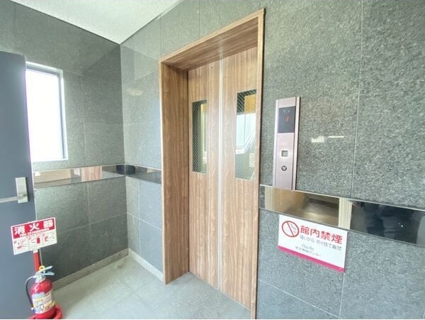  名古屋市営地下鉄鶴舞線/大須観音駅 徒歩9分 6階 築30年