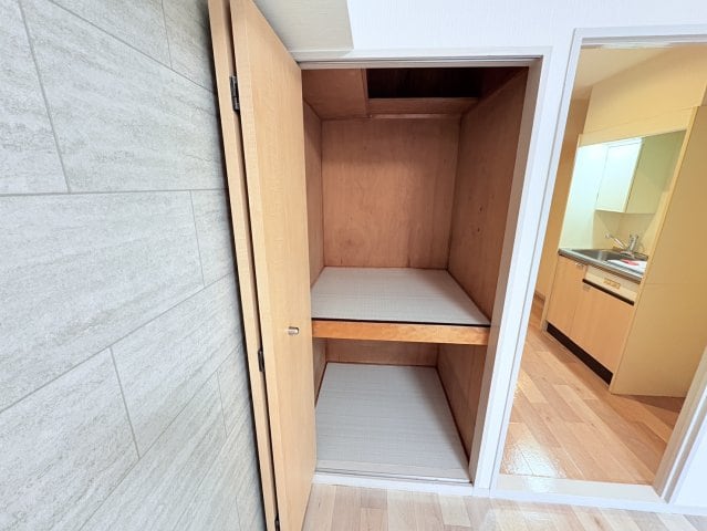  名古屋市営地下鉄鶴舞線/鶴舞駅 徒歩6分 4階 築35年