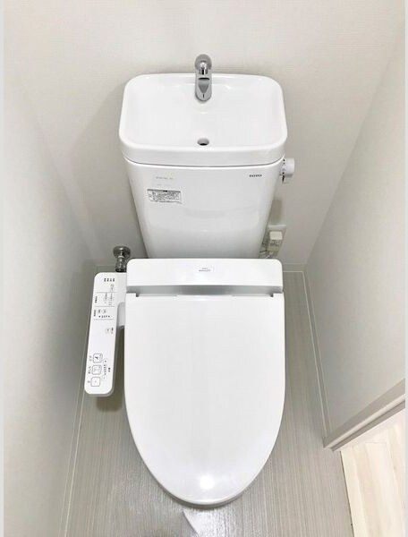 ※写真は同じマンションの違う部屋のものになります。 リベルティア