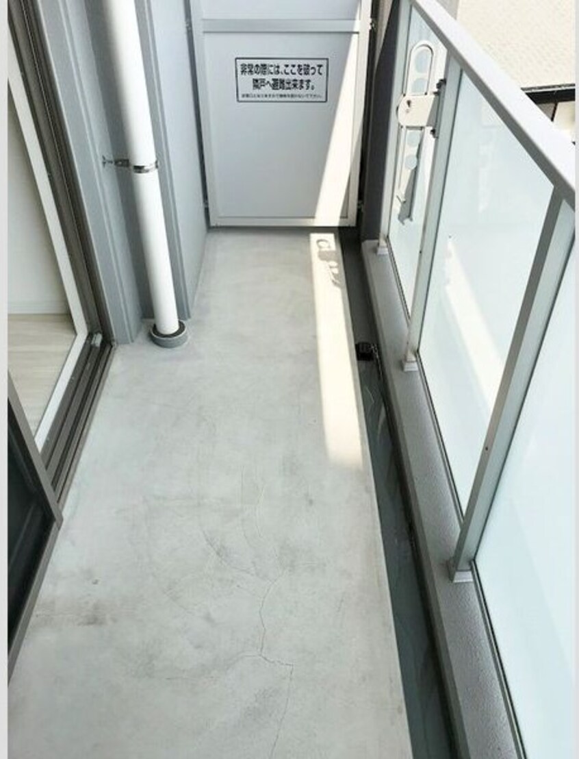 ※写真は同じマンションの違う部屋のものになります。 リベルティア