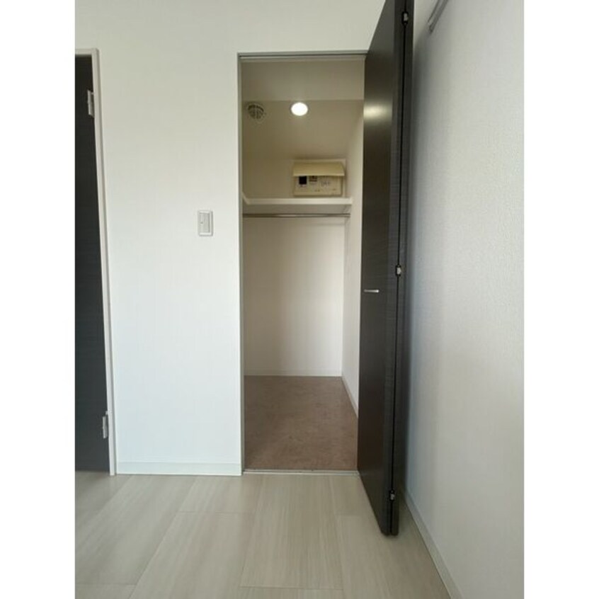 ※写真は同じマンションの違う部屋のものになります。 リベルティア