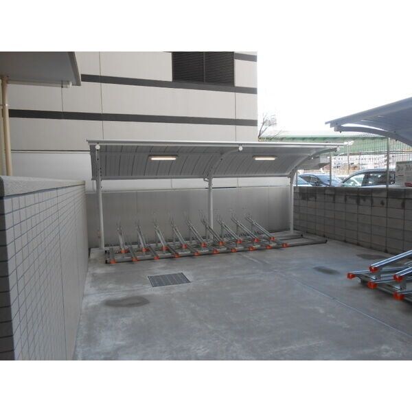  名古屋市営地下鉄鶴舞線/大須観音駅 徒歩8分 11階 築6年