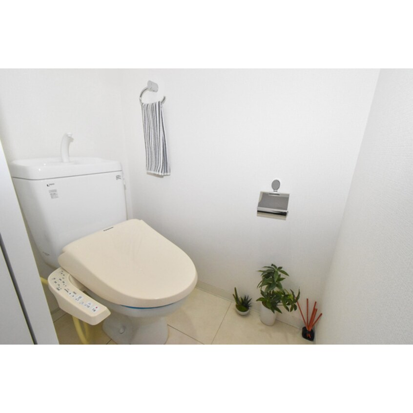  Gramercy Shiromi-dori