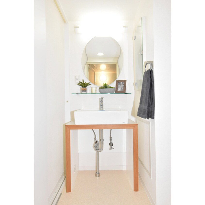  Gramercy Shiromi-dori