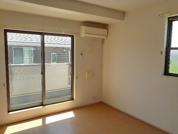  グランディール西囲　C