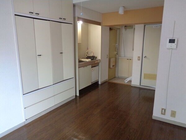  名古屋市営地下鉄東山線/新栄町駅 徒歩5分 5階 築38年