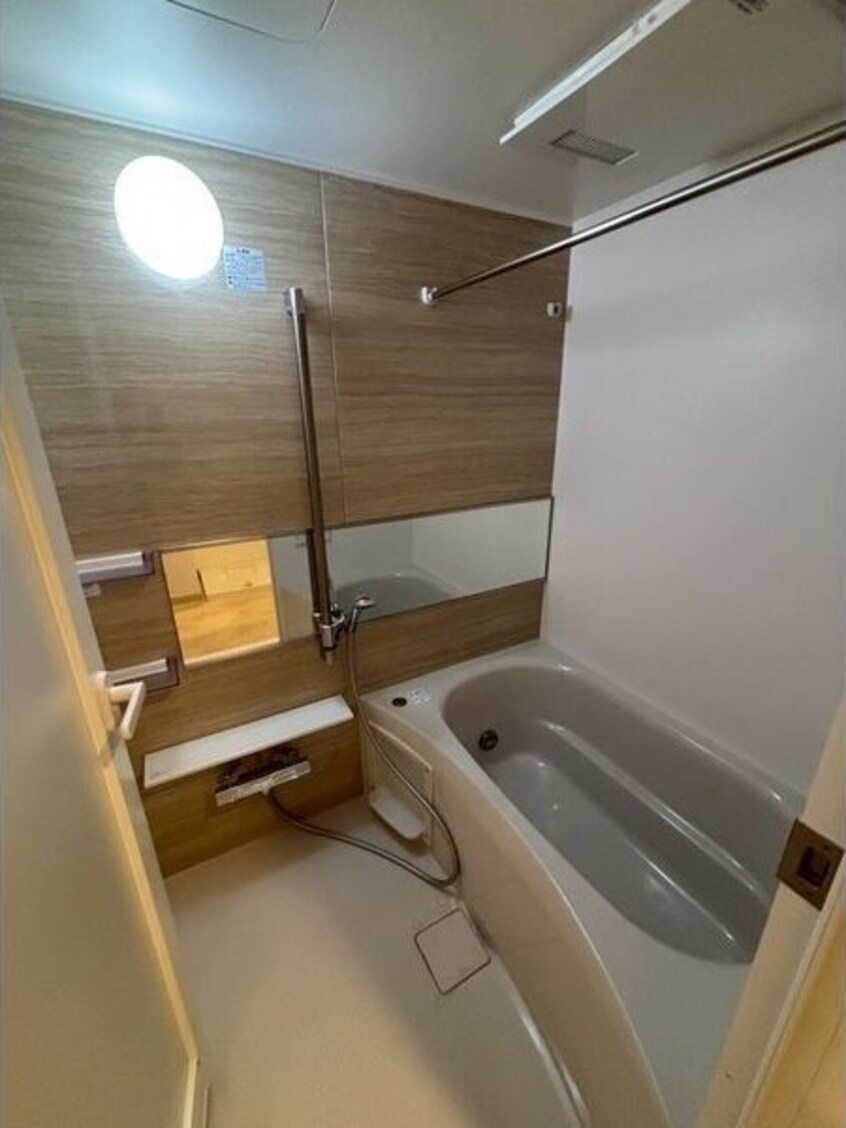  阪神本線/西宮駅 徒歩8分 4階 築7年