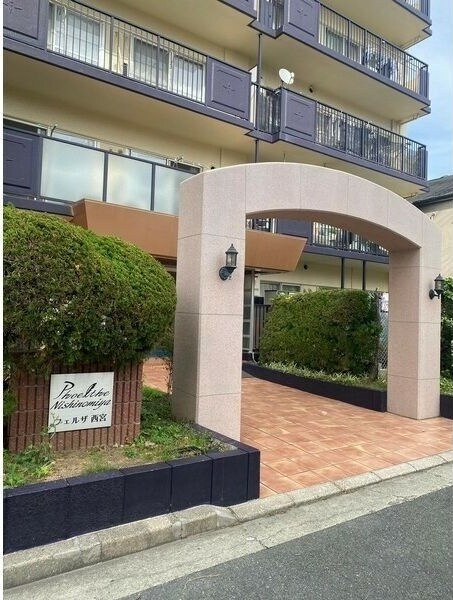  阪神本線/西宮駅 徒歩17分 6階 築37年