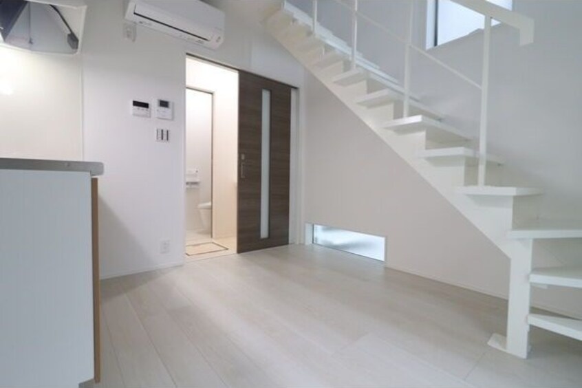  名古屋市営地下鉄鶴舞線/川名駅 徒歩5分 1階 築2年