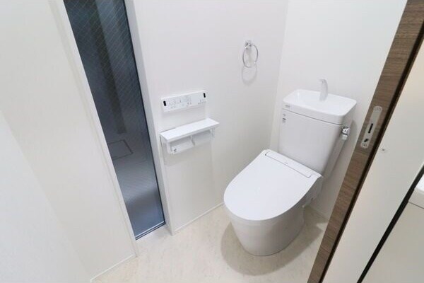  名古屋市営地下鉄鶴舞線/川名駅 徒歩5分 1階 築2年