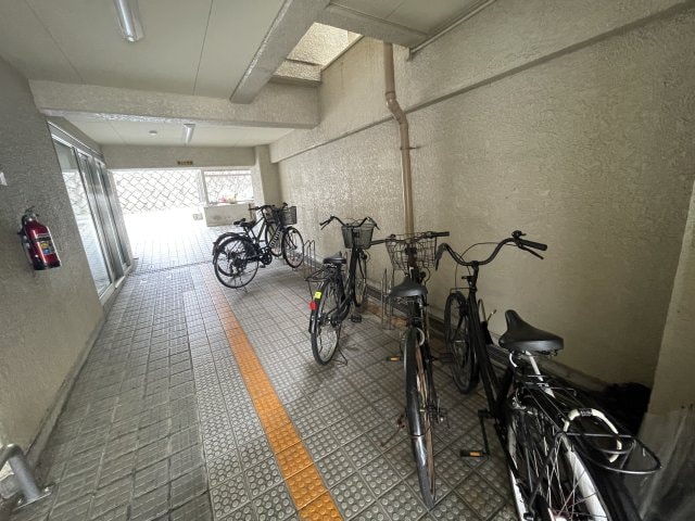  名古屋市営地下鉄鶴舞線/大須観音駅 徒歩5分 3階 築37年