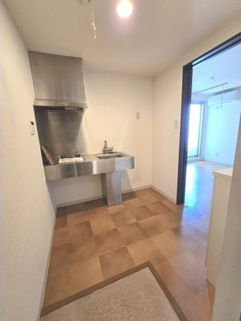  名古屋市営地下鉄桜通線/高岳駅 徒歩8分 2階 築18年