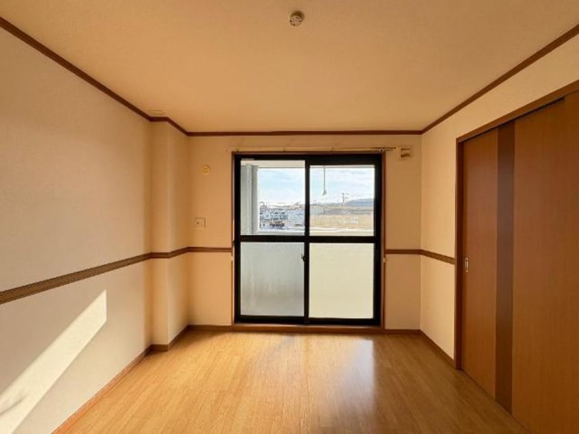 洋室 グランディール東海