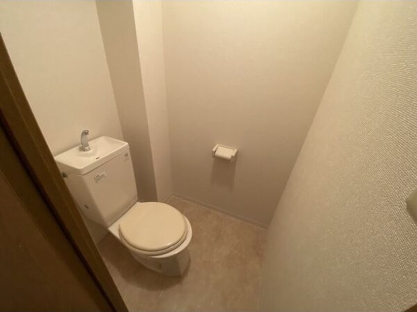  名古屋臨海高速鉄道<あおなみ線>/南荒子駅 徒歩6分 4階 築53年