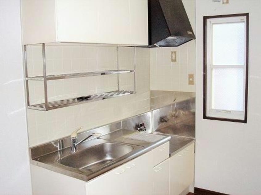 室内写真は別部屋の写真です。 オランジュリコジマC棟