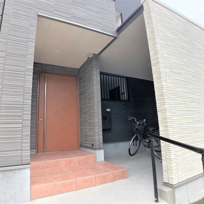  ブローバルコート新宿