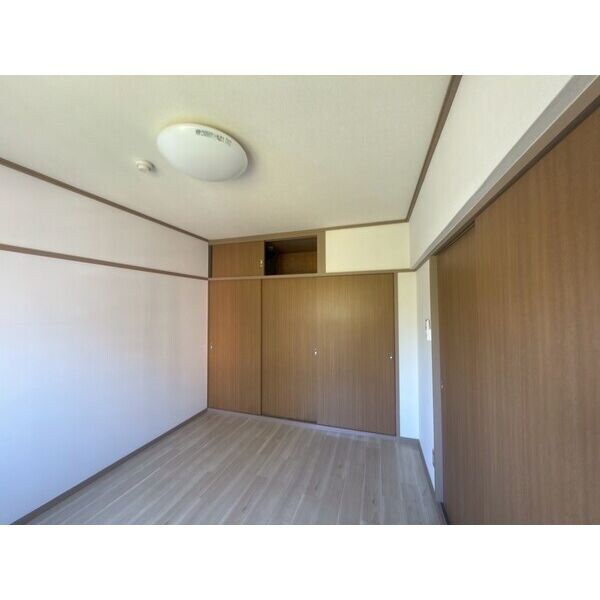  ステイタスいずみ