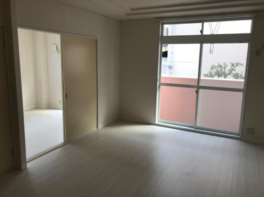 寝室 シャインヒルズ滝ノ水