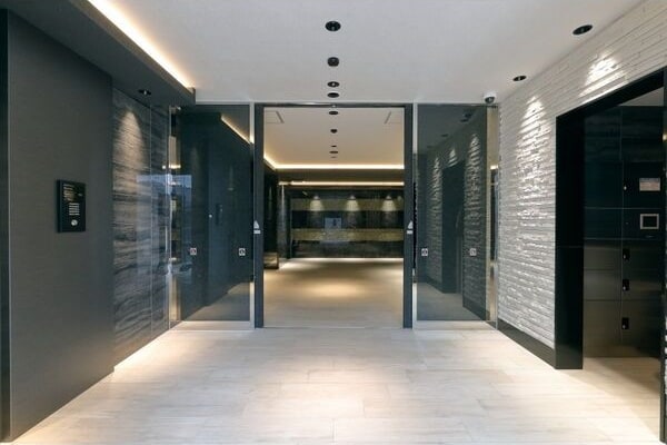  名古屋市営地下鉄鶴舞線/庄内通駅 徒歩4分 9階 築3年