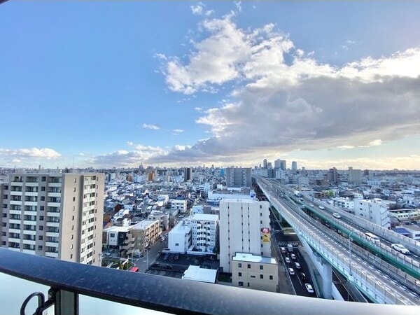  名古屋市営地下鉄鶴舞線/庄内通駅 徒歩4分 9階 築3年