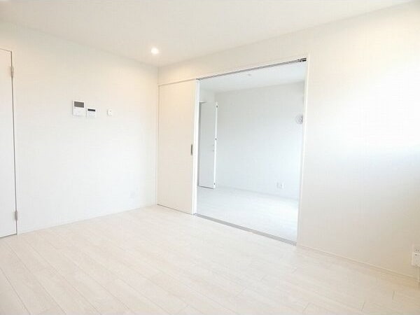  アンバー尾頭橋