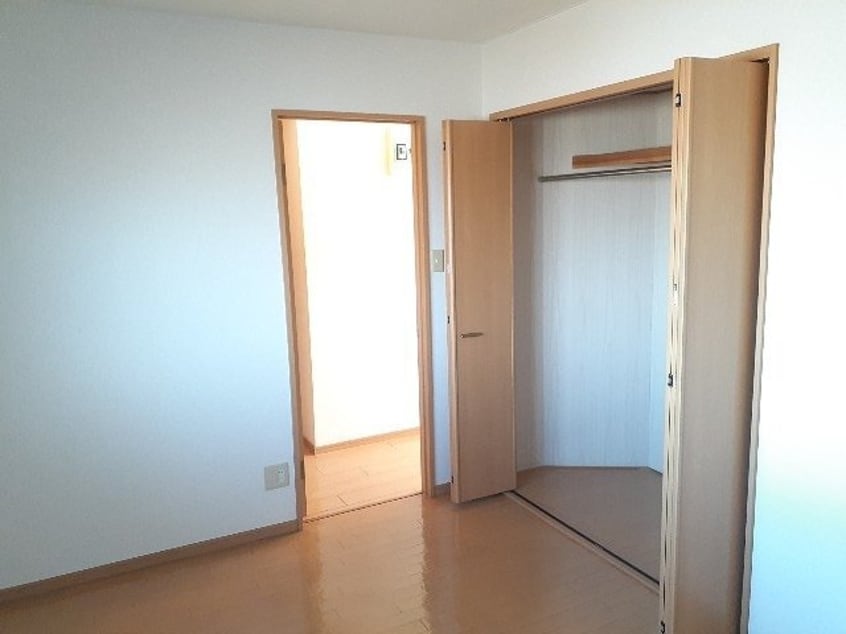  ルピナス・イースト