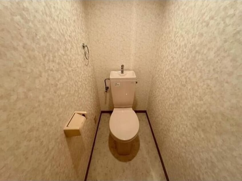  名古屋市営地下鉄鶴舞線/川名駅 徒歩11分 2階 築20年