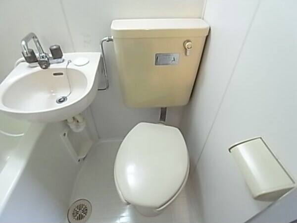  名鉄名古屋本線/神宮前駅 徒歩3分 3階 築37年