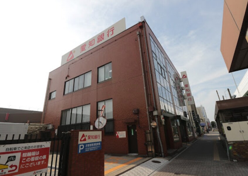 愛知銀行堀田支店(銀行)まで1026m 名鉄名古屋本線/神宮前駅 徒歩3分 3階 築37年