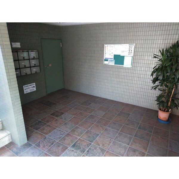  セラヴィー小池