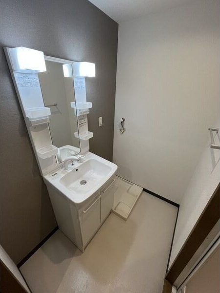  名古屋市営地下鉄東山線/新栄町駅 徒歩6分 6階 築23年