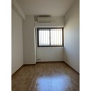 ※写真は同じマンションの違う部屋のものになります。 フィオーレレジデンス