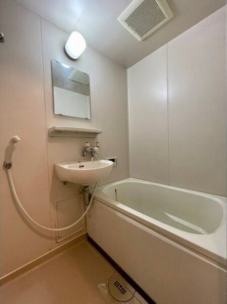  名古屋市営地下鉄鶴舞線/いりなか駅 徒歩5分 4階 築35年