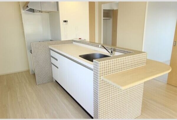  サンハイツヒロ