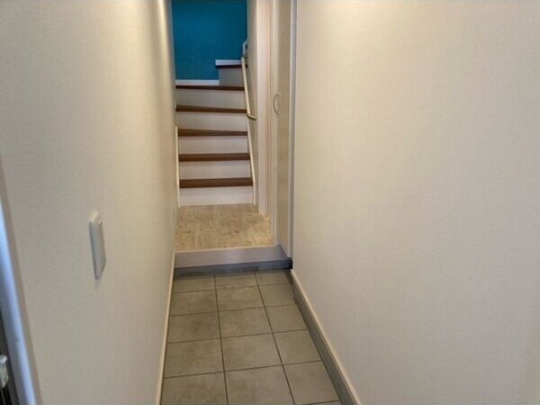  東海道本線/尾頭橋駅 徒歩9分 1階 築8年