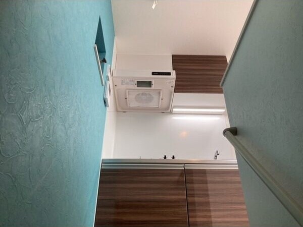  東海道本線/尾頭橋駅 徒歩9分 1階 築8年