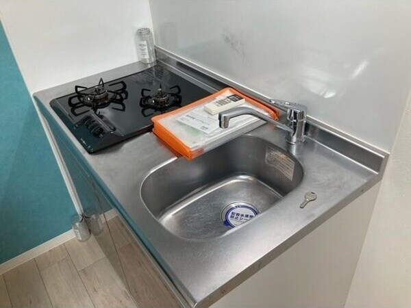  東海道本線/尾頭橋駅 徒歩9分 1階 築8年