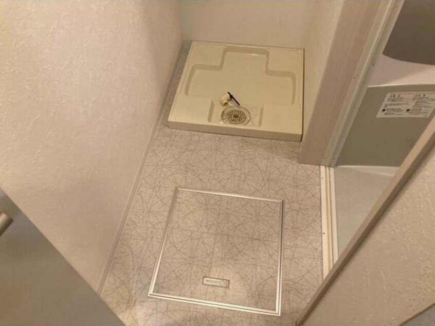  東海道本線/尾頭橋駅 徒歩9分 1階 築8年