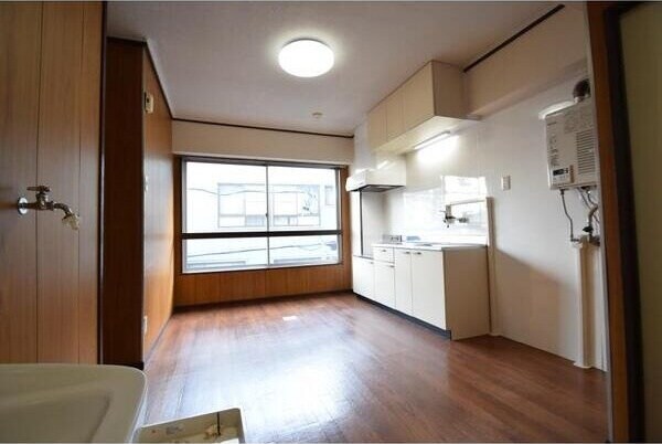  名古屋市営地下鉄桜通線/高岳駅 徒歩3分 3階 築48年