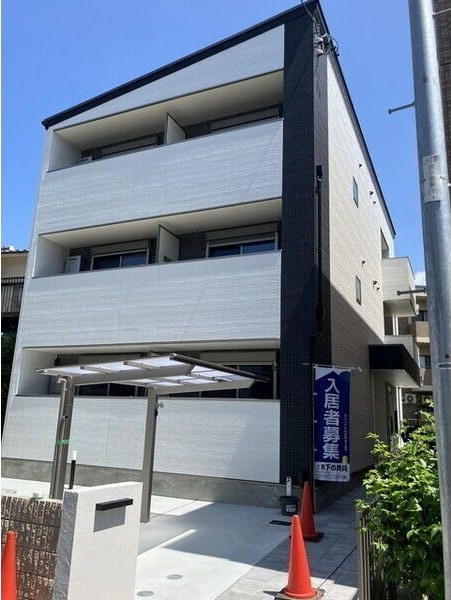  名古屋市営地下鉄東山線/高畑駅 徒歩8分 3階 1年未満