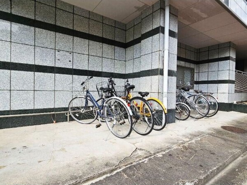  名古屋市営地下鉄鶴舞線/御器所駅 徒歩6分 1階 築61年